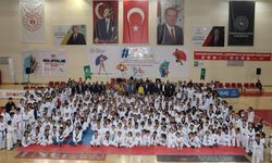 Kayseri Taekwondo Sporcuları Kuşak Atladı