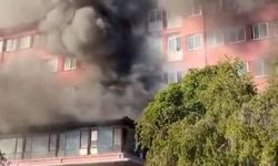 Devlet Hastanesindeki Yangında 2 İşci Mahsur Kaldı