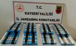 Kayseri'de Durdurulan Bir Çekicide 400 Paket Karton Sigara Yakalandı