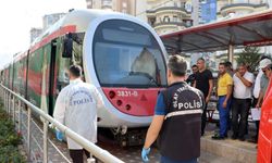 Ücretsiz Binmek İstediği Tramvay Sonu Oldu: 15 Yaşındaki Çocuk Feci Şekilde Can verdi