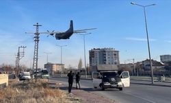 Kayseri'de Askeri Eğitim Uçağı Acil İniş Yaptı