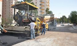 Nurihas Mahallesi'nde 5 Cadde Ve 5 Sokağın Yolları 13 Bin Ton Asfaltla ile Yenileniyor 