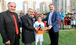 Talas'ta okullar arası futbol turnuvası 