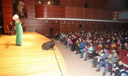 Çocuklar Tiyatro İle Buluşmaya Devam Ediyor