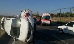 Ambulans ile minibüs çarpıştı: 10 yaralı