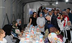 Vali Kamçı Şehit Orhan Özkan’ın ailesini ziyaret etti