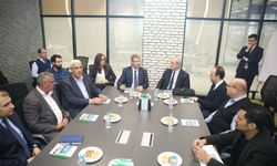 AGÜ Öğretim Üyeleri Kayseri Şeker Fabrikası'nın Ar-Ge Merkezini İnceledi