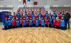Hentbolda Kayseri Anadolu Yıldızlar Ligi Kız Ve Erkek Takımı Yarı Finallere Kalabilmek İçin Isparta'ya Gidiyor