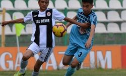 Atletikspor U16 Kadıköy önünde