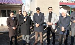 Cumhur İttifakı Ak Parti Talas Belediye Başkan adayı Mustafa Yalçın, sabahın ilk ışıklarıyla işçilerle bir araya geldi.