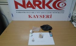Doğu illerinden eroin nakleden 4 şüpheli suçüstü yakalandı