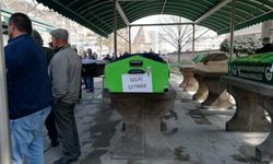 Kamyon kazasında hayatını kaybeden sürücü toprağa verildi 