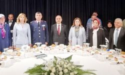 Şehit ailelerine cep telefonu numarasını veren Vali Günaydın, "aradığınızda telefona ben çıkacağım" 