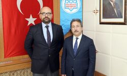 İl Sağlık Müdürü Benli’den ERÜ Hastaneleri Başhekimi Güney’e Tebrik Ziyareti 