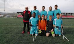 Hayata futbol ile tutundu 