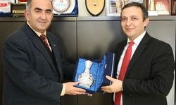 Dünya’nın En Etkili Bilim İnsanları 2018 Listesindeki ERÜ Öğretim Üyeleri, Rektör Çalış’ı Ziyaret Etti 