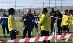 Süper Lig'de Görülmemiş Olay: İlginç Kavga Ayırma Yöntemi