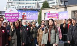Adliye Koridorundaki Kadın Avukata Saldırı! Tepkiler Artıyor!