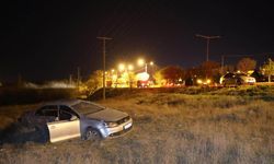 Feci Kaza! Sollamaya Çalıştığı Otomobile Çarptı: 1 Ölü, 1 Yaralı