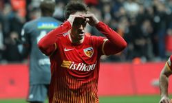 Kayserispor'un Yıldızı Futbolu Bıraktı!