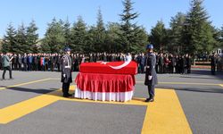 Bakan Yerlikaya'dan Kayseri'deki Şehide Taziye!