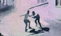 Kuryelik Yapan Genci 25 Yerinden Bıçaklayarak Öldürdü! Verilen Ceza Tepki Topladı