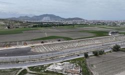 Kayseri'de Bir İlk! Bu Parkta Çocuklar Meyveye Doyacak!