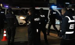 Polis Operasyon Düzenledi, Cephanelikle Karşılaştı: Çok Sayıda Gözaltı