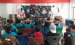 Ünlü Yazar Kayseri'de Minik Okurlarıyla Buluştu
