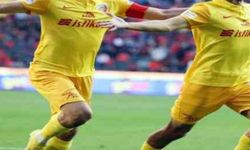 Kayserispor'lu Futbolcu Evlilik Yıl Dönümünü Kutladı