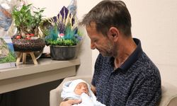 Doktorlar 'Çocuğun Olmaz' Dedi, 47 Yaşında Baba Oldu!
