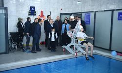 Doktor Başkandan Engelli Öğrencilere Destek