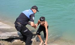 Sulama Kanalına Giren Çocukları Uyardılar! Havuz Sözü Verdiler!