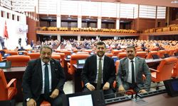 Baki Ersoy TBMM'de Yaptığı Hareketle Gündem Oldu!