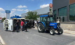 Kayseri Organize Sanayi Bölgesi’nde Kaza! Tırın Çarptığı Minibüs Devrildi
