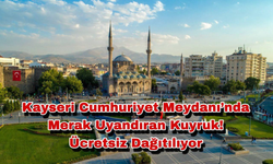 Kayseri Cumhuriyet Meydanı’nda Merak Uyandıran Kuyruk! Ücretsiz Dağıtılıyor