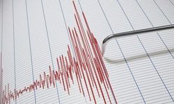 Gece Yarısı Korkutan Deprem: Uykudan Uyandırdı