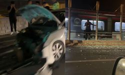 Kayseri’de Korkutan Kaza! Araç Tramvay Durağına Girdi