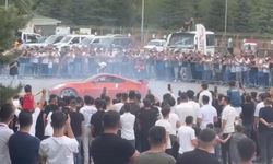 Kayseri'de Madalyalar Bu Sefer Arabalara Dağıtıldı!
