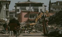 Son Dakika! 4,7 büyüklüğünde deprem! Kayseri'de de hissedildi