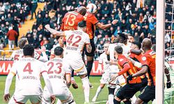 Kayserispor - Galatasaray maçında goller yağmur gibi geliyor!