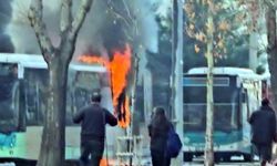 Kayseri’de seyir halinde olan halk otobüsü alevlere teslim oldu!