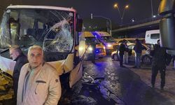 Kayseri'de işçi servisi kırmızı ışıkta bekleyen 5 araca çarptı! Yaralılar var