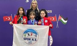 Kayserili sporcular ödüle doymadı!