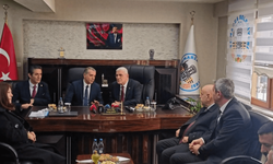 İYİ Parti Genel Başkanı Müsavat Dervişoğlu Tomarza’ya gelir gelmez bakın ne yaptı!