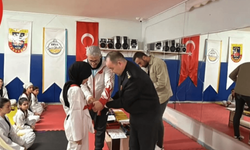 Develi'de Jandarma Taekwondocu gençleri yalnız bırakmadı!