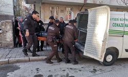 Kayseri'de korkunç olay! 17 yaşındaki kız annesini bıçaklayarak katletti