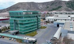 Erciyes Anadolu Holding'de eylem var! Çalışanlar iş bıraktı