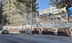 Kayseri Öğretmenevi’nde yıkım yeniden başladı! Çalışmalar bakın ne zaman bitecek?