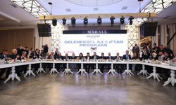 Kayseri protokolü iftar yemeğinde bir araya geldi! Vali Çiçek'ten övgü dolu sözler